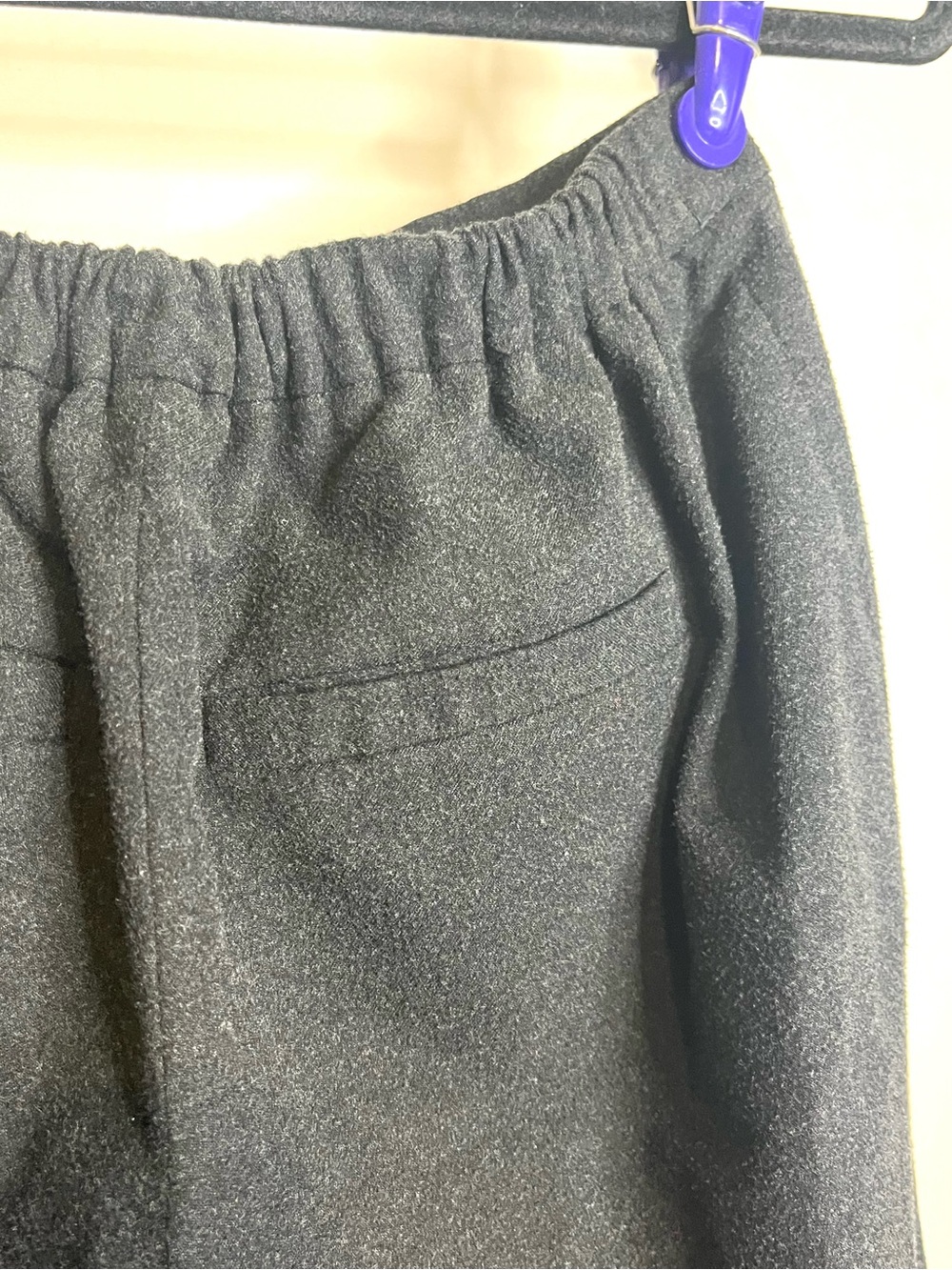 Brochu Walker Women’s Size XS Westport Pull-on Cropped Pant in Dark Charcoal - Picture 11 of 11